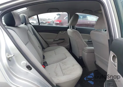 2015 Honda Civic Lx z USA, uszkodzony, nr VIN 19XFB2F51FE287304